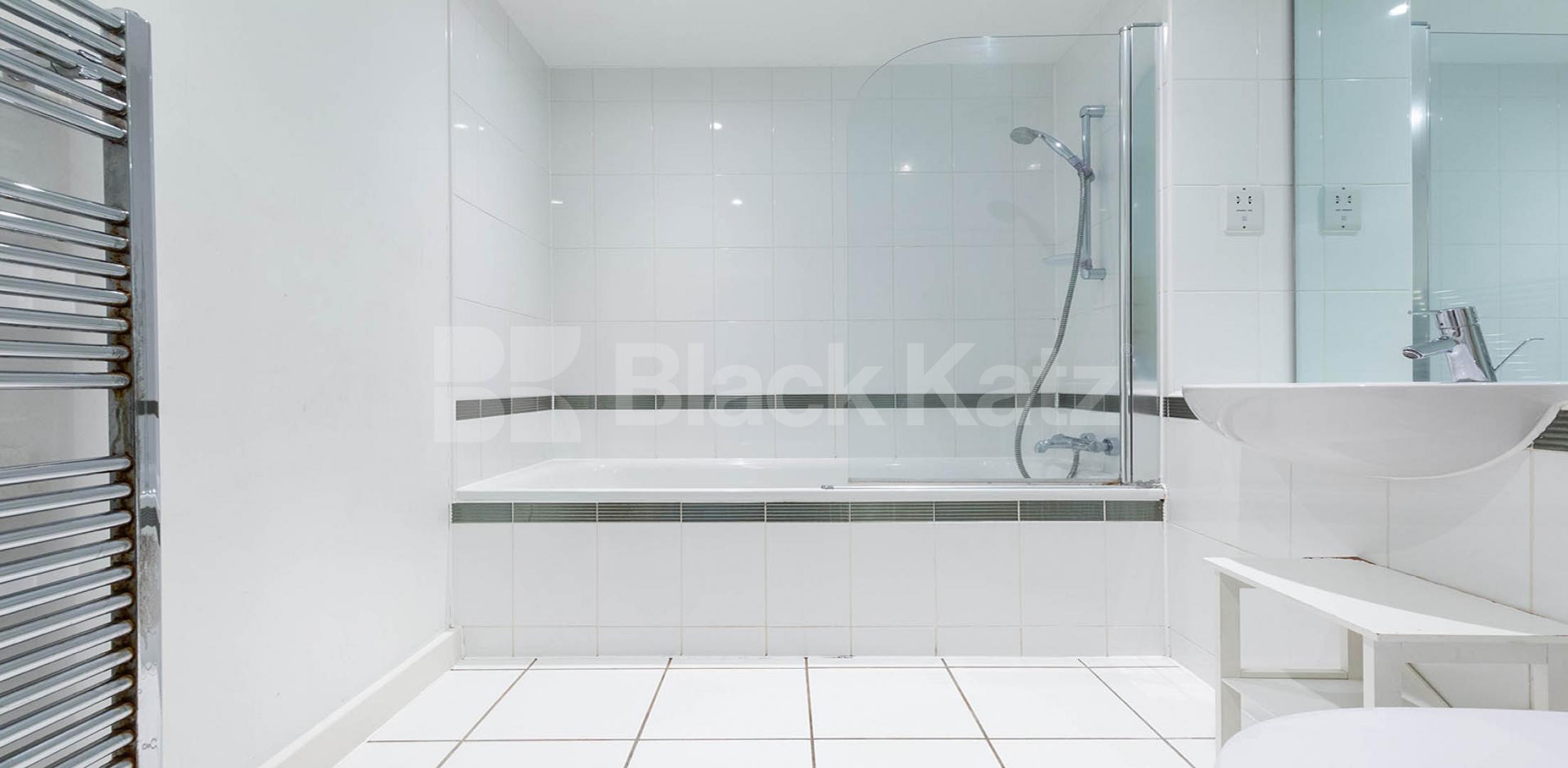 A beautiful two bedroom, two bathroom apartment located just off Holloway Road Eden Grove , Holloway